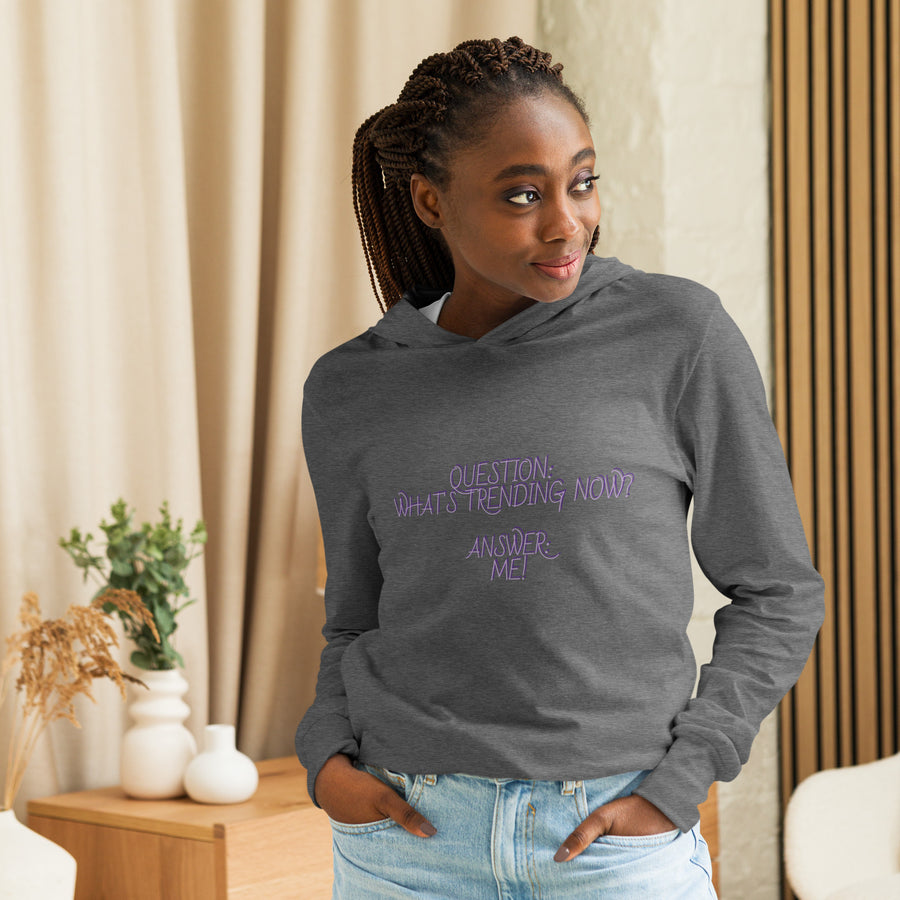 TRENDING Hooded long-sleeve tee